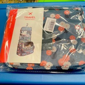 NWOT toiletry bag. Brand new.